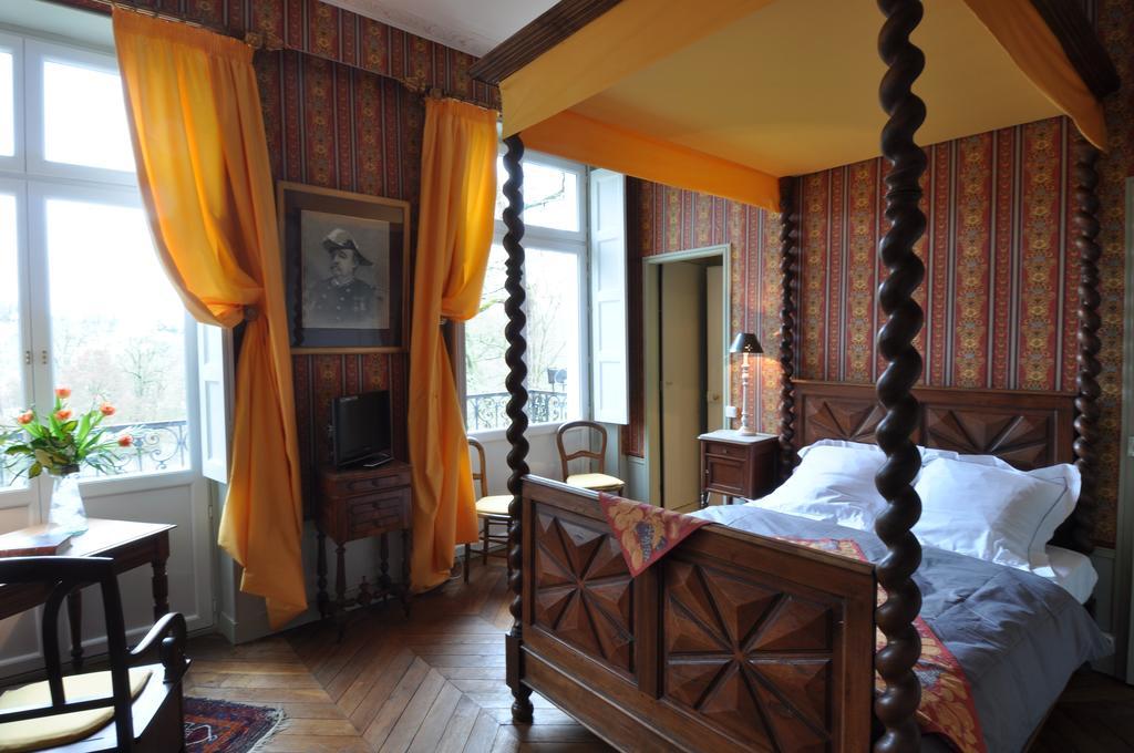 Le Chateau De La Vierge Bures-sur-Yvette Room photo