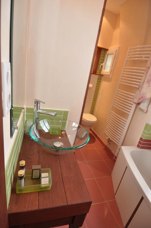 Le Chateau De La Vierge Bures-sur-Yvette Room photo
