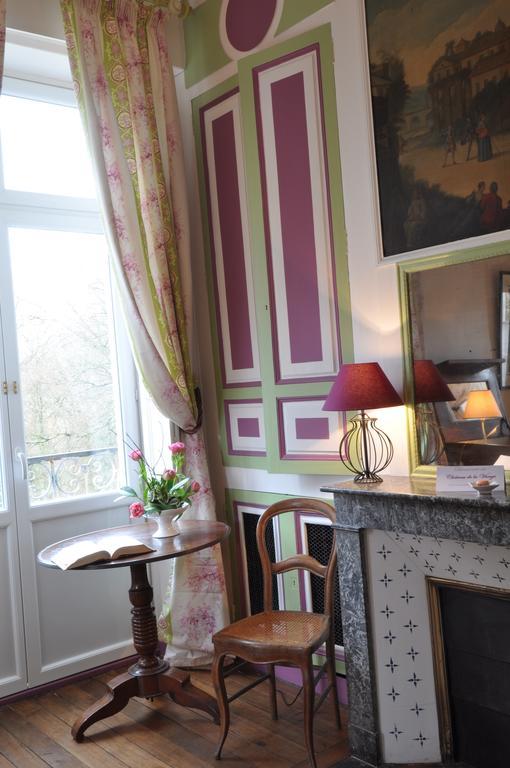 Le Chateau De La Vierge Bures-sur-Yvette Room photo