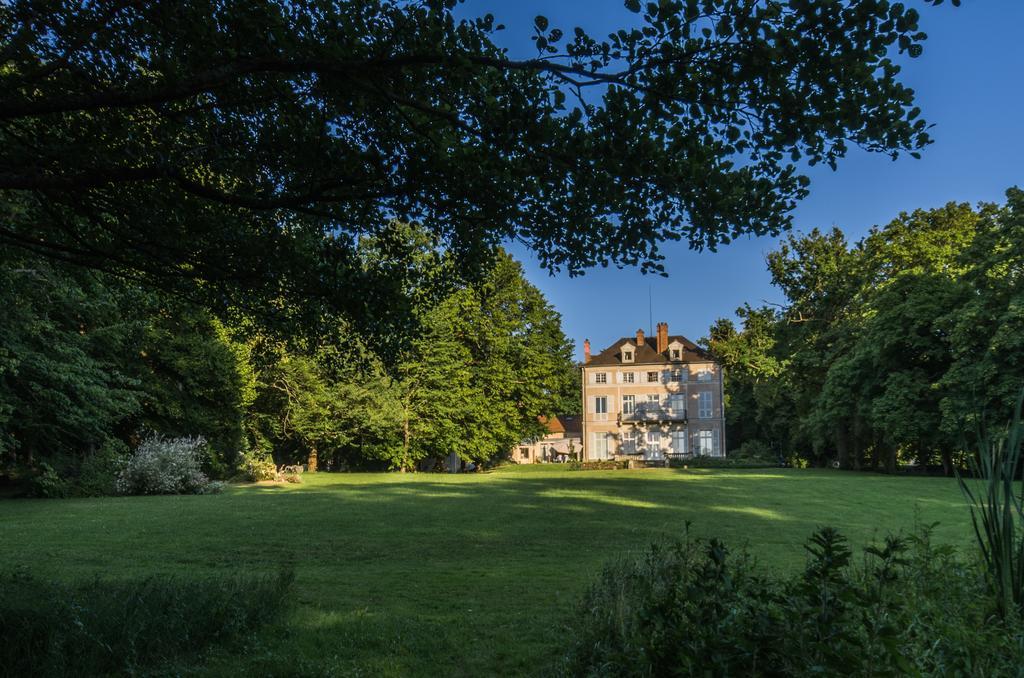 Le Chateau De La Vierge Bures-sur-Yvette Exterior photo